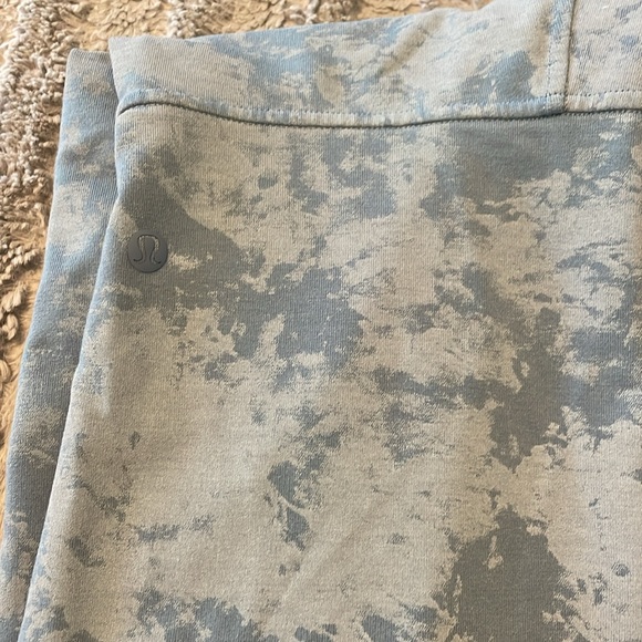 Lululemon Men’s Pants - Picture 3 of 5